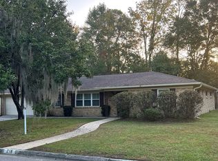 218 Groveland Cir, Savannah, GA 31405