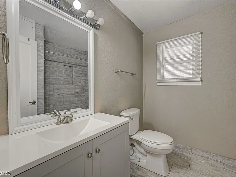 632 Avenue D — Photo 16