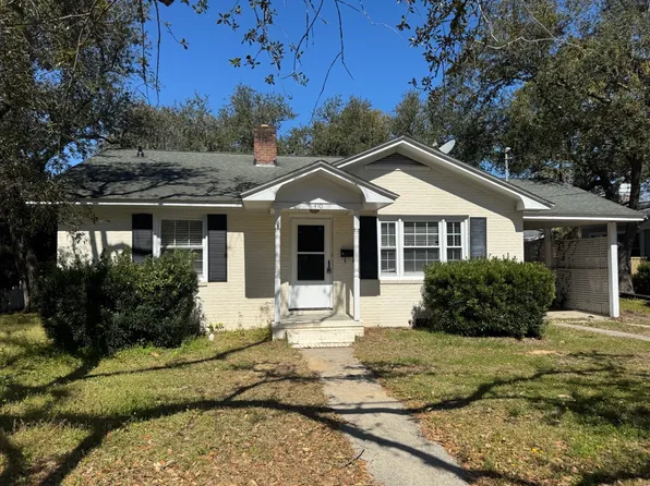 410 McCants Dr, Mount Pleasant, SC 29464