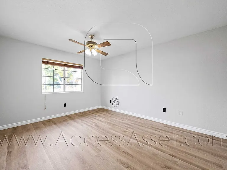 4473 Brighton Ct — Photo 18