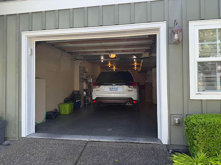 10240 NW Edgewood Dr — Photo 18