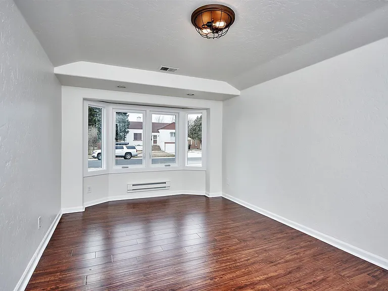 2610 N Cook St — Photo 17