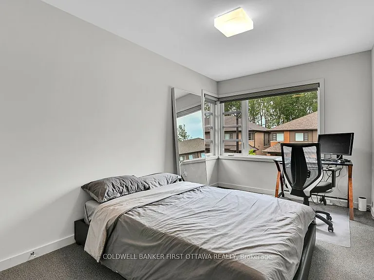1035 Eider St — Photo 17