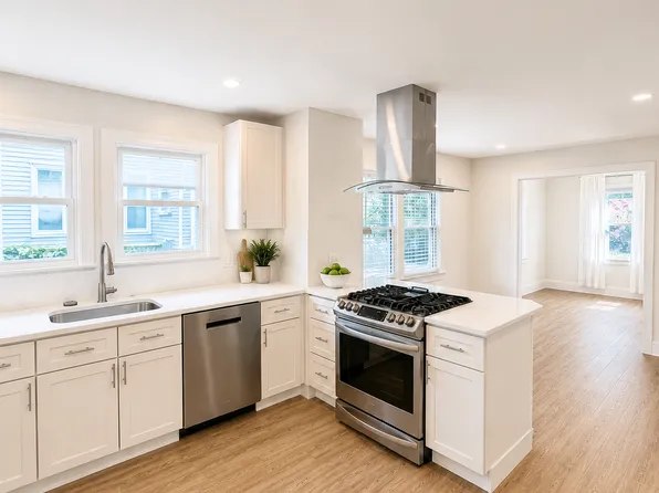 8 Mayall Rd, Waltham, MA 02453