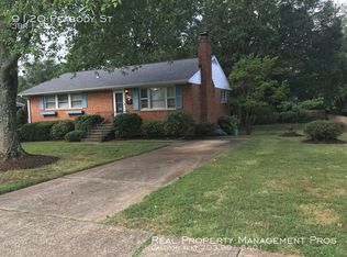 9120 Peabody St, Manassas, VA 20110