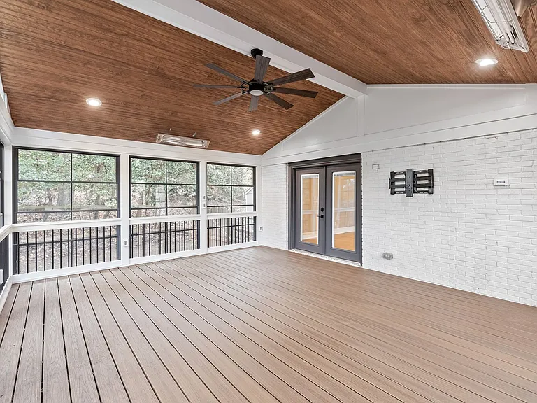 3800 Terrebonne Ct — Photo 32