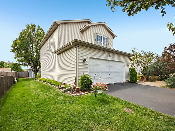 4th image of 6102 Oldcreek Ln