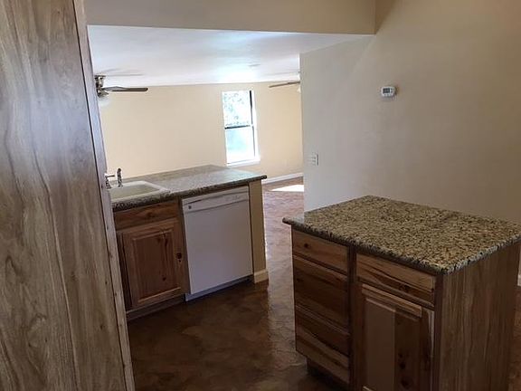 5th image of 115 Austin Dr