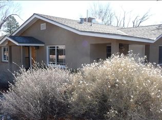912 Washington St NE, Albuquerque, NM 87110