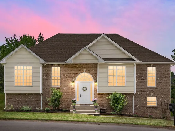 137 Coniston Dr, Clarksville, TN 37040