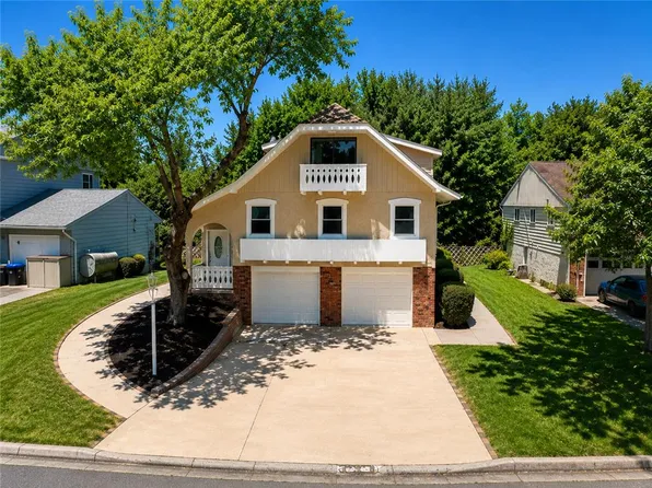 1423 Garden Ave, Allentown, PA 18103