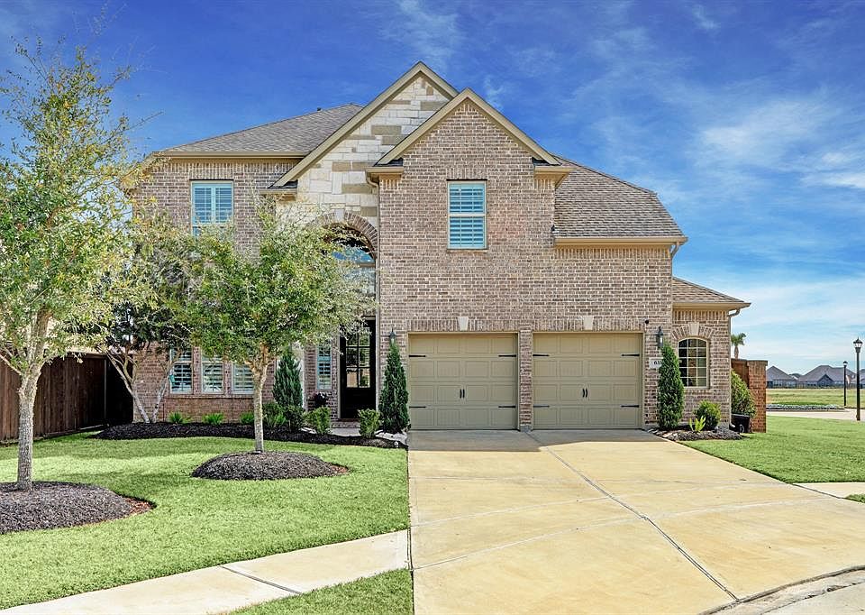 633 Kickapoo Ct, Webster, TX 77598 | Zillow