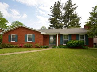 1114 Broadfields Dr, Louisville, KY 40207