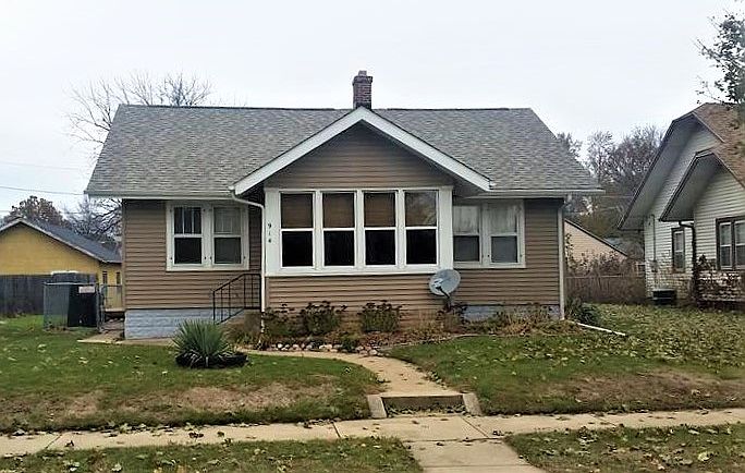 1st image of 914 22nd Ave