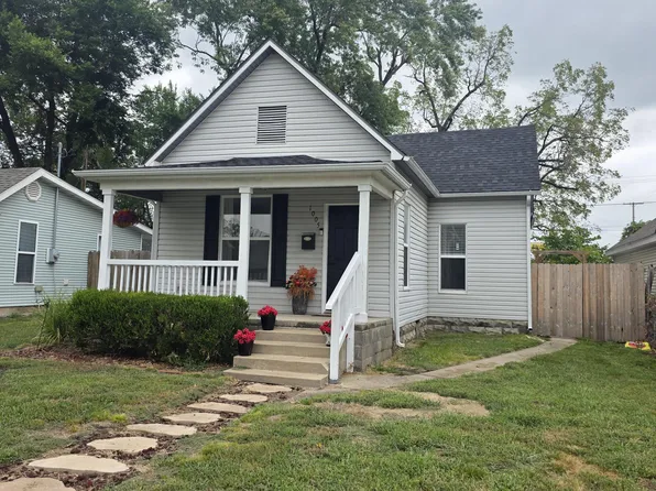 1005 W 1st St, Webb City, MO 64870