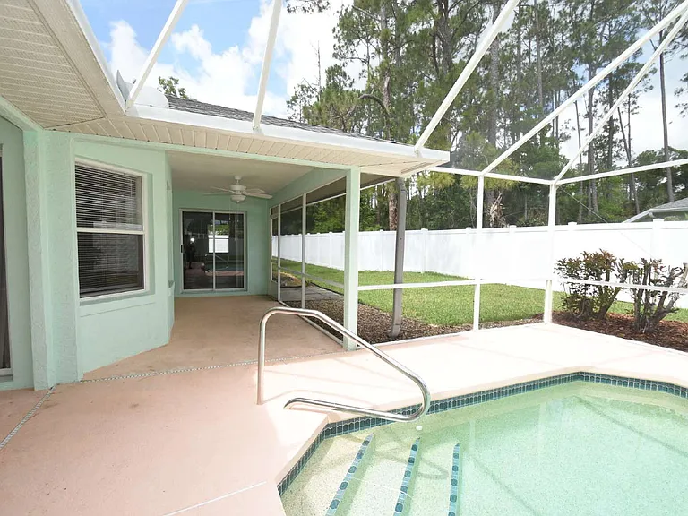 33 Poinsettia Ln — Photo 13
