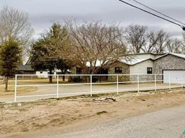 818 E Orchard Ln, Carlsbad, NM 88220