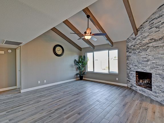 4th image of 3848 W Anderson Dr