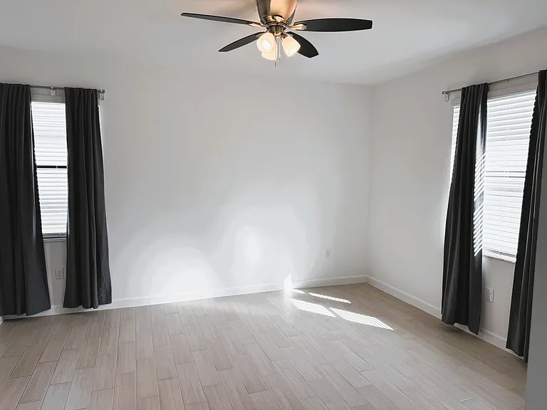 13856 Pine Lodge Ln — Photo 2