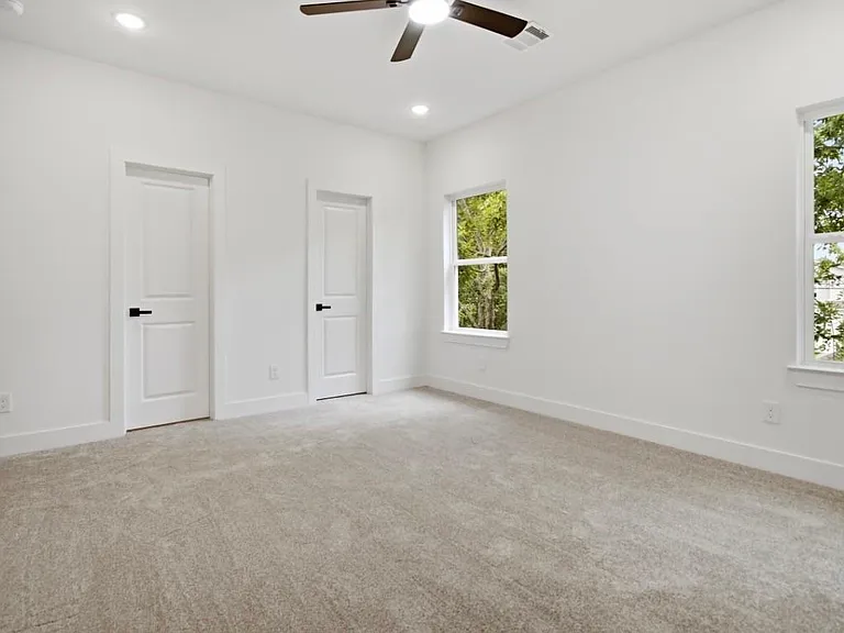 307 Bolden St — Photo 16