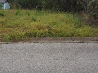 0 E Newton St, Luling, TX 78648