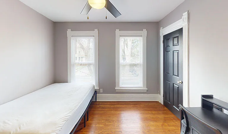 539 Columbus Ave — Photo 10