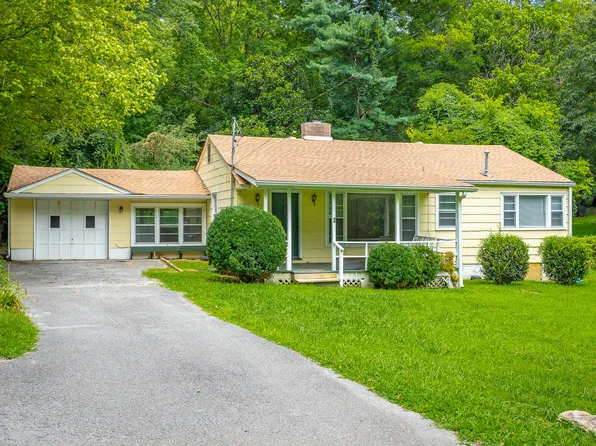 118 McFarland Rd, Lookout Mountain, GA 30750