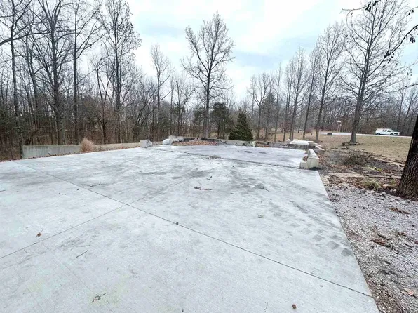 509 Logan Run Rd, Murphysboro, IL 62966