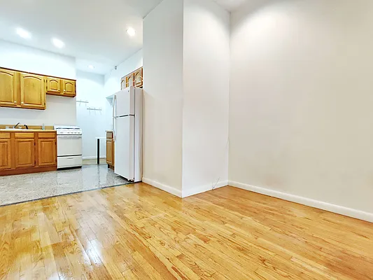 Rented by Union Square Property Management | media 26
