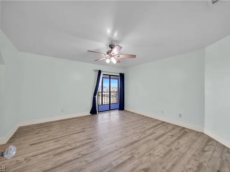 1521 SW 47th Ter #204 — Photo 8