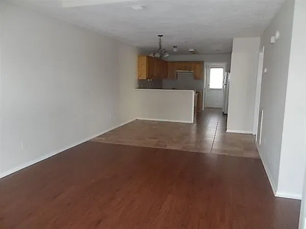 Beautfil wood laminate floors