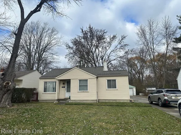 18261 Brentwood St, Livonia, MI 48152