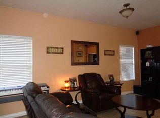 14817 Honeysuckle St, Victorville, CA 92394