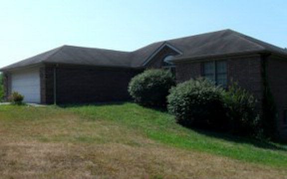 4th image of 120 Beaver Dr