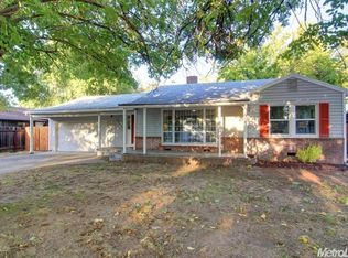 3560 E Country Club Ln, Sacramento, CA