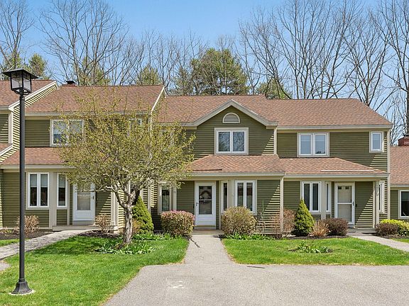 2nd image of 22 Willowood Lane #22