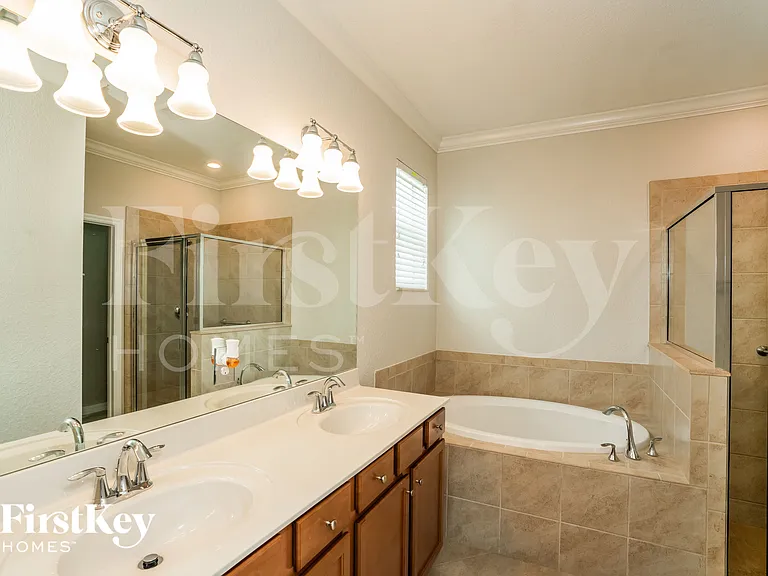 5089 Grand Cypress Blvd — Photo 10