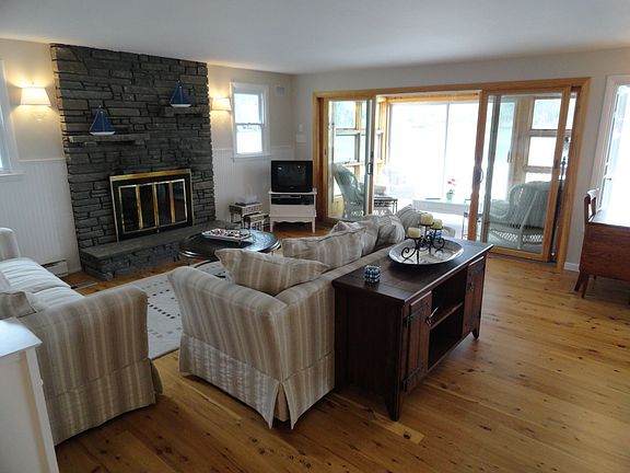 Lots of natural light