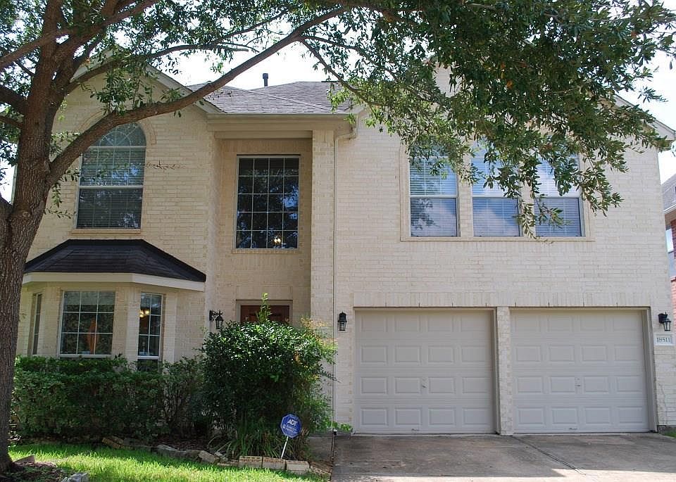 1st image of 18511 Dural Dr