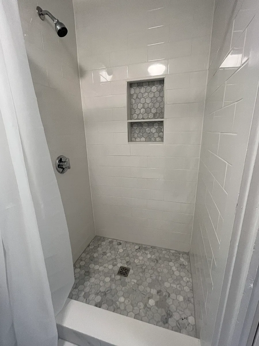 Building Photo - 70 Pinckney St #2