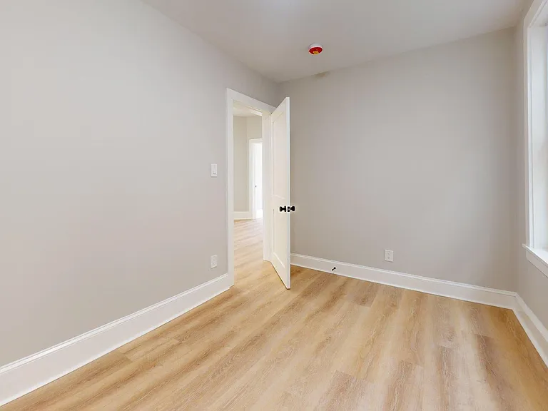 205 Chelsea St #2 — Photo 19