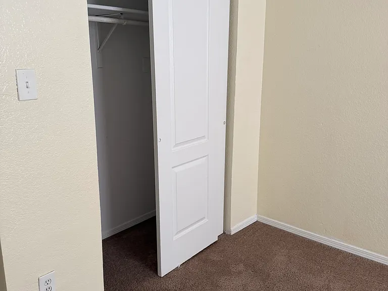 1728 Aquilla Jane Ct — Photo 11