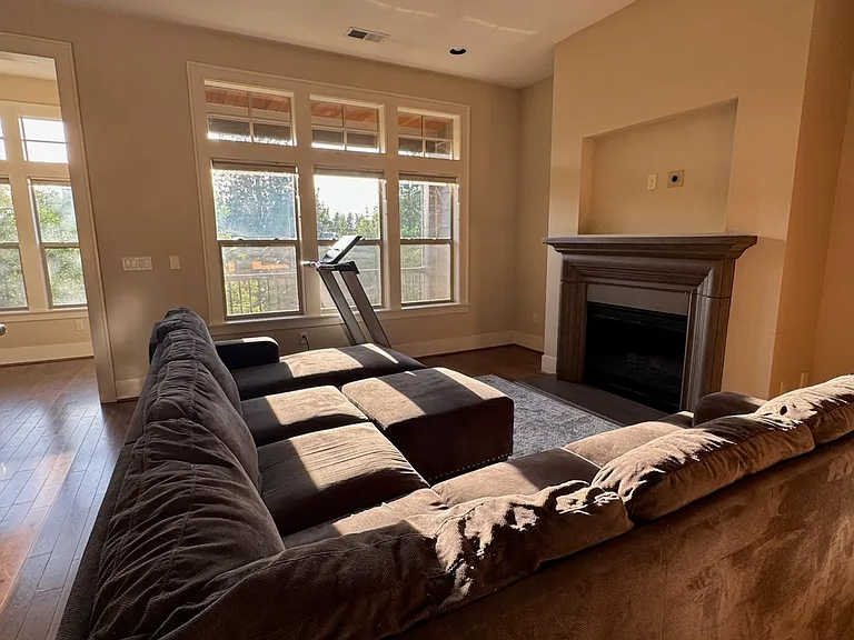 10554 SW Windwood Way — Photo 3