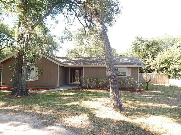 2nd image of 3601 White Oak Ct