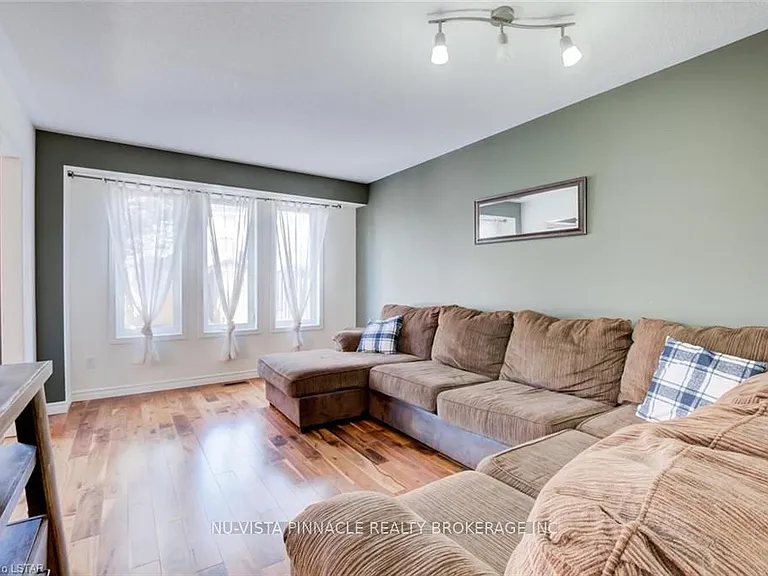 96 Reid Ct — Photo 14