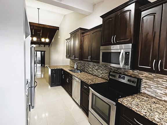 3rd image of 2310 Elm Ct