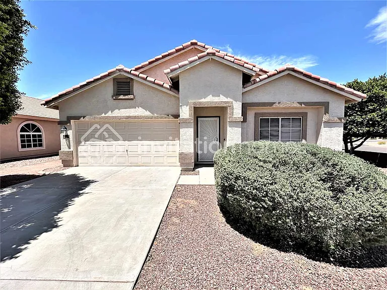 15722 W Calavar Rd — Photo 1
