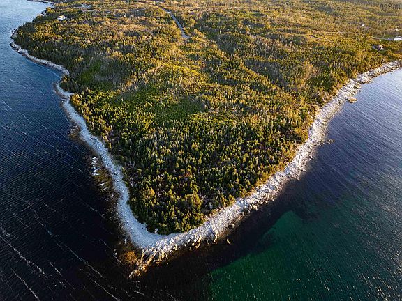 3rd image of Bald Rock Rd