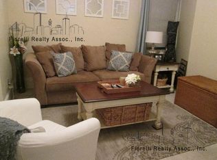 28 Charter St APT 3, Boston, MA 02113