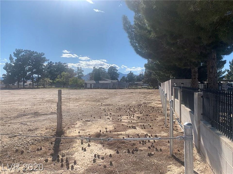 2nd image of 5683 Calverts St